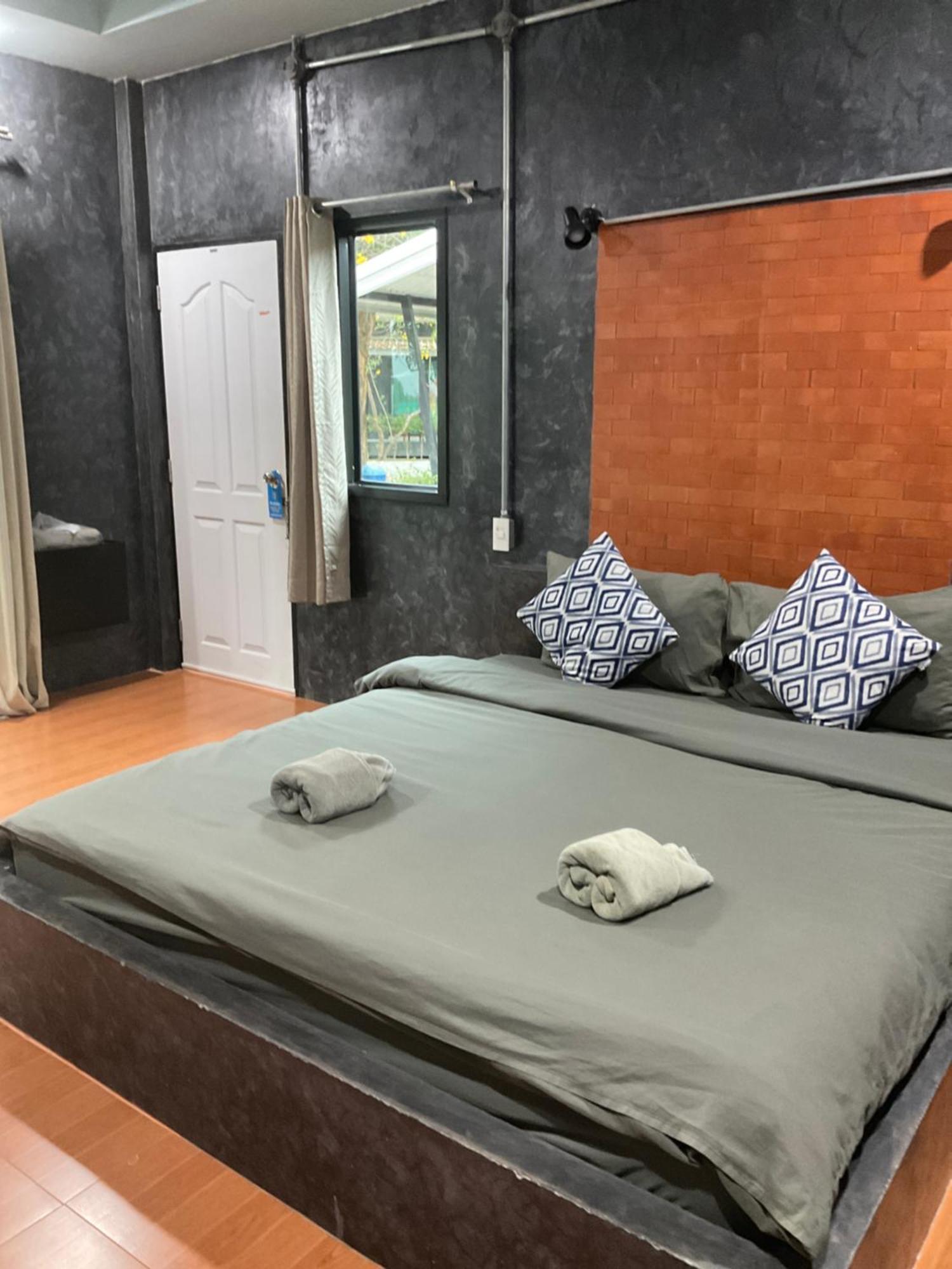 Baan Tonjaeng Resort Chai Nat المظهر الخارجي الصورة